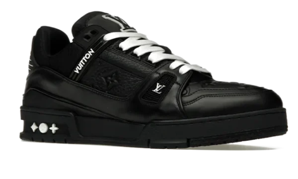 black-embosse-monogram-2.webp Black Embosse Monogram