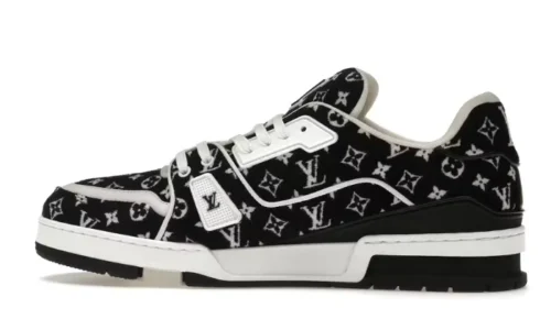 black-monogram-textile.webp Black Monogram Textile