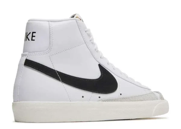 blazer-mid-77-vintage-white-black-2.webp BLAZER MID 77′ VINTAGE ‘WHITE BLACK’