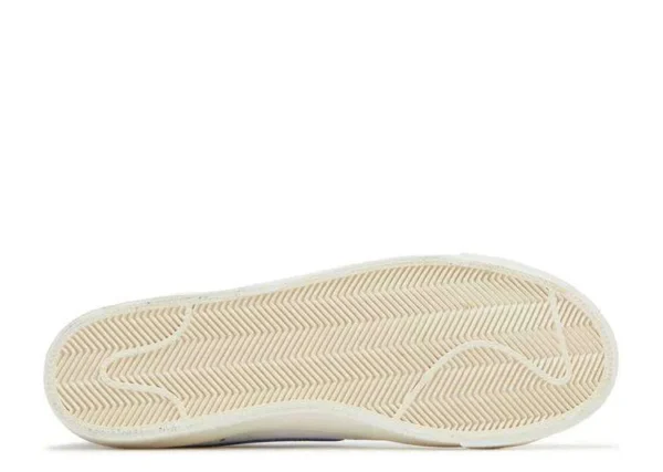 blazer-mid-77-vintage-white-red-3.webp BLAZER MID 77′ VINTAGE ‘WHITE RED’