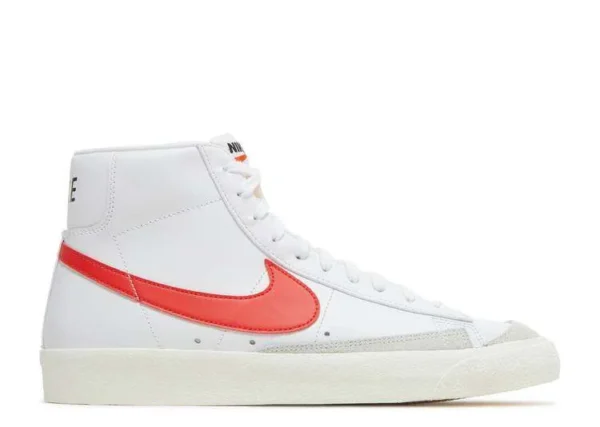 blazer-mid-77-vintage-white-red.webp BLAZER MID 77′ VINTAGE ‘WHITE RED’