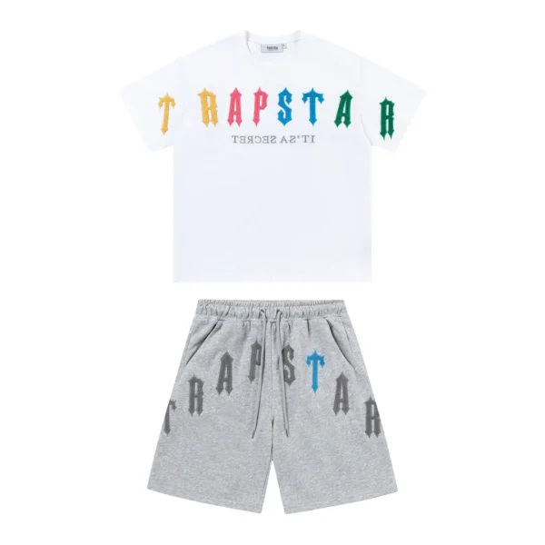 decoded-central-short-set-1.webp Decoded Central Short Set