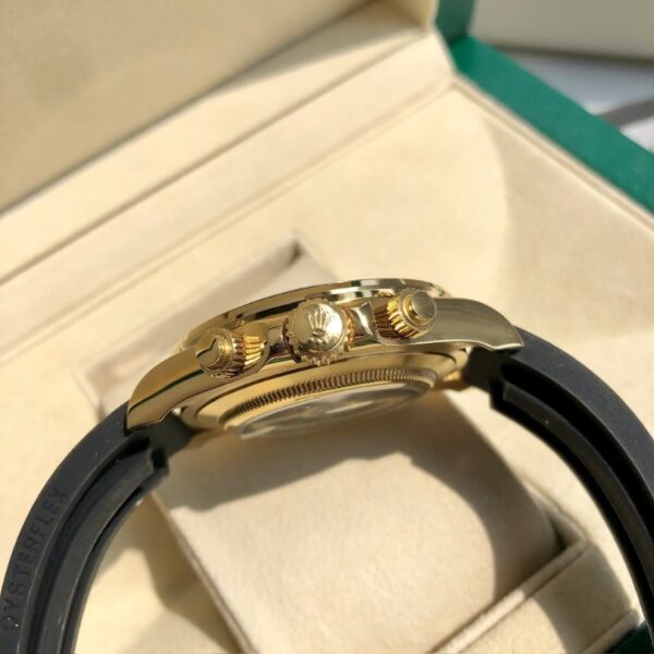 ergrg0215-6.jpg RLX Daytona Gold Chronograph