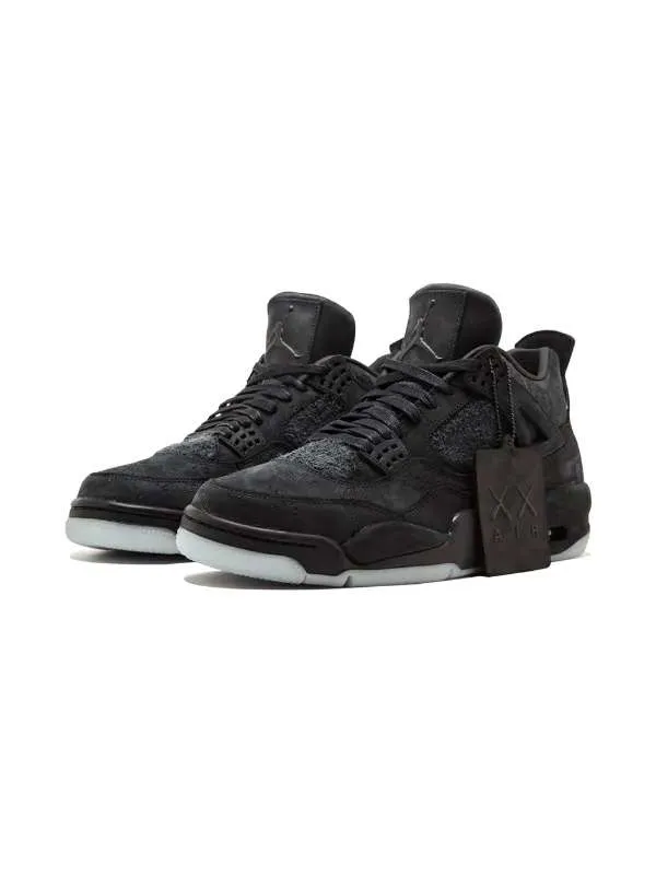 img_9140.webp Jordan retro 4 x Kaws negras