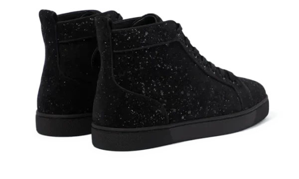 in-suede-macchiate-3.webp In Suede Macchiate