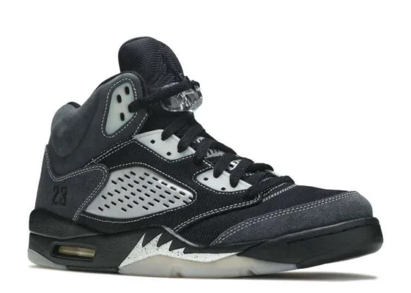 jordan-retro-5-anthracite-1.webp JORDAN RETRO 5 ‘ANTHRACITE’