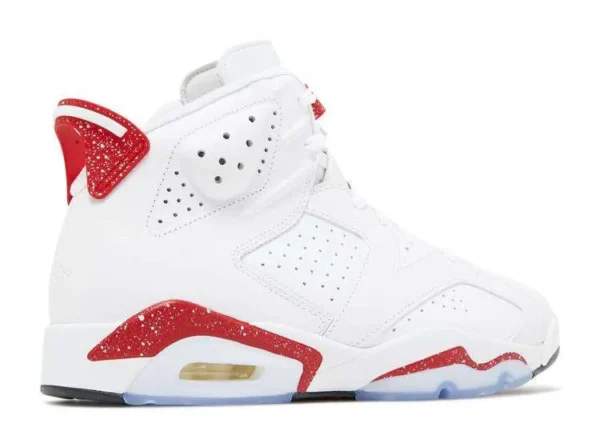 jordan-retro-6-red-oreo-2.webp JORDAN RETRO 6 ‘RED OREO’