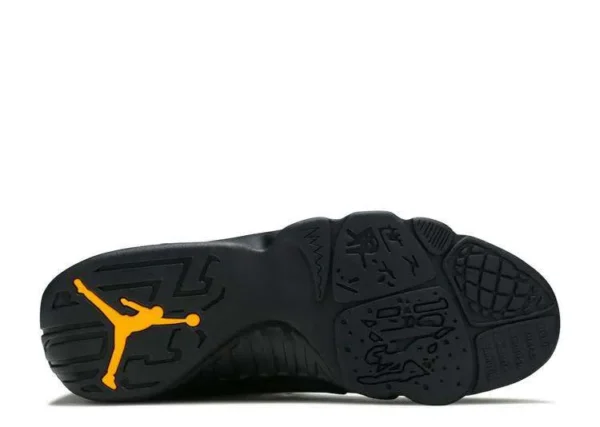 jordan-retro-9-dark-charcoal-university-gold-3.webp JORDAN RETRO 9 ‘DARK CHARCOAL UNIVERSITY GOLD’