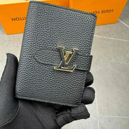 louis-vuitton-vertical-compact-wallet-lv072.webp Louis Vuitton Vertical Compact Wallet LV072