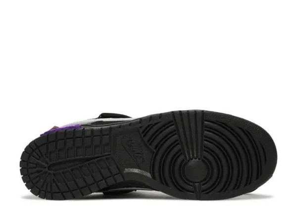 sb-dunk-low-off-white-lot-50-of-50-3.webp SB DUNK LOW OFF-WHITE ‘LOT 50 OF 50’