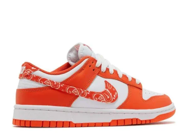 SB DUNK LOW ‘PAISLEY ORANGE’