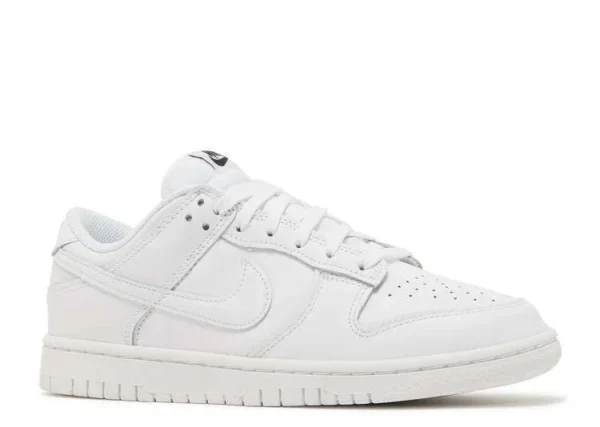 sb-dunk-low-triple-white-1.webp SB DUNK LOW ‘TRIPLE WHITE’