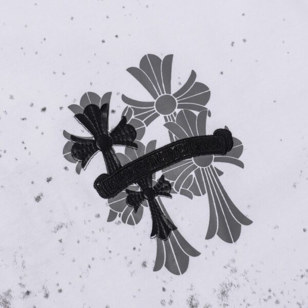 CHRM HRTS T-shirt Floral Graphic White