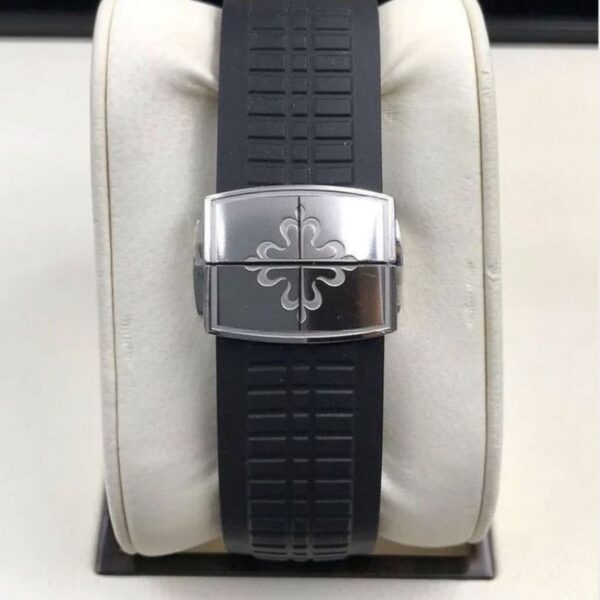 PP Aquanaut Travel Time