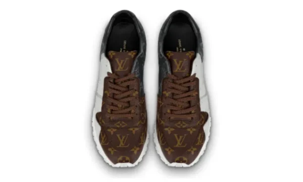 trainer-black-forest-2.webp Trainer Black Forest