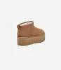 ugg-plataforma-classic-ultra-mini-chestnut-2.webp Ugg – Plataforma Classic Ultra Mini Chestnut