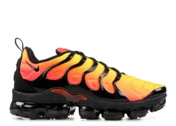 vapormax-plus-60.webp VAPORMAX PLUS