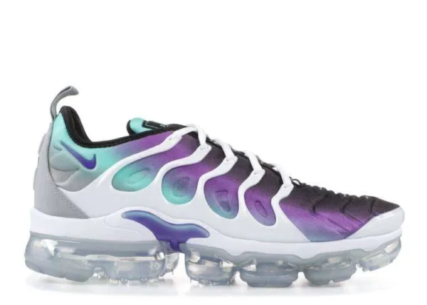 VAPORMAX PLUS