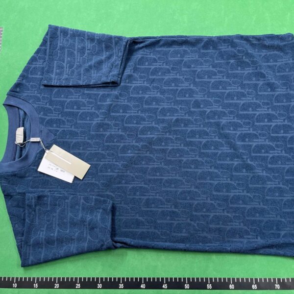 wefef0136-10.jpg CD T-shirt Embossed Monogram Navy