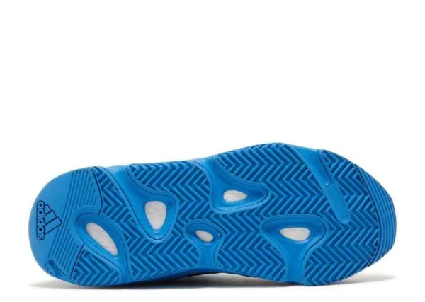 yeezy-boost-700-hi-res-blue-3.webp YEEZY BOOST 700 ‘HI-RES BLUE’