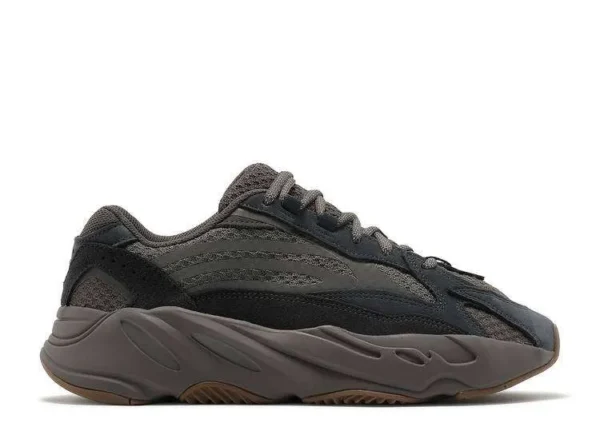 yeezy-boost-700-v2-mauve.webp YEEZY BOOST 700 V2 ‘MAUVE’