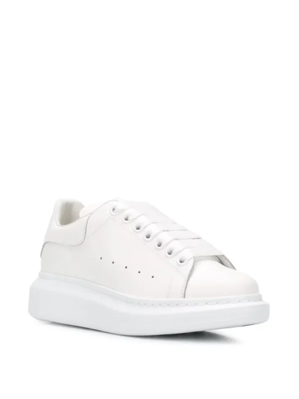 zapatillas-oversized-alexander-mcqueen-33.webp ZAPATILLAS OVERSIZED ALEXANDER MCQUEEN